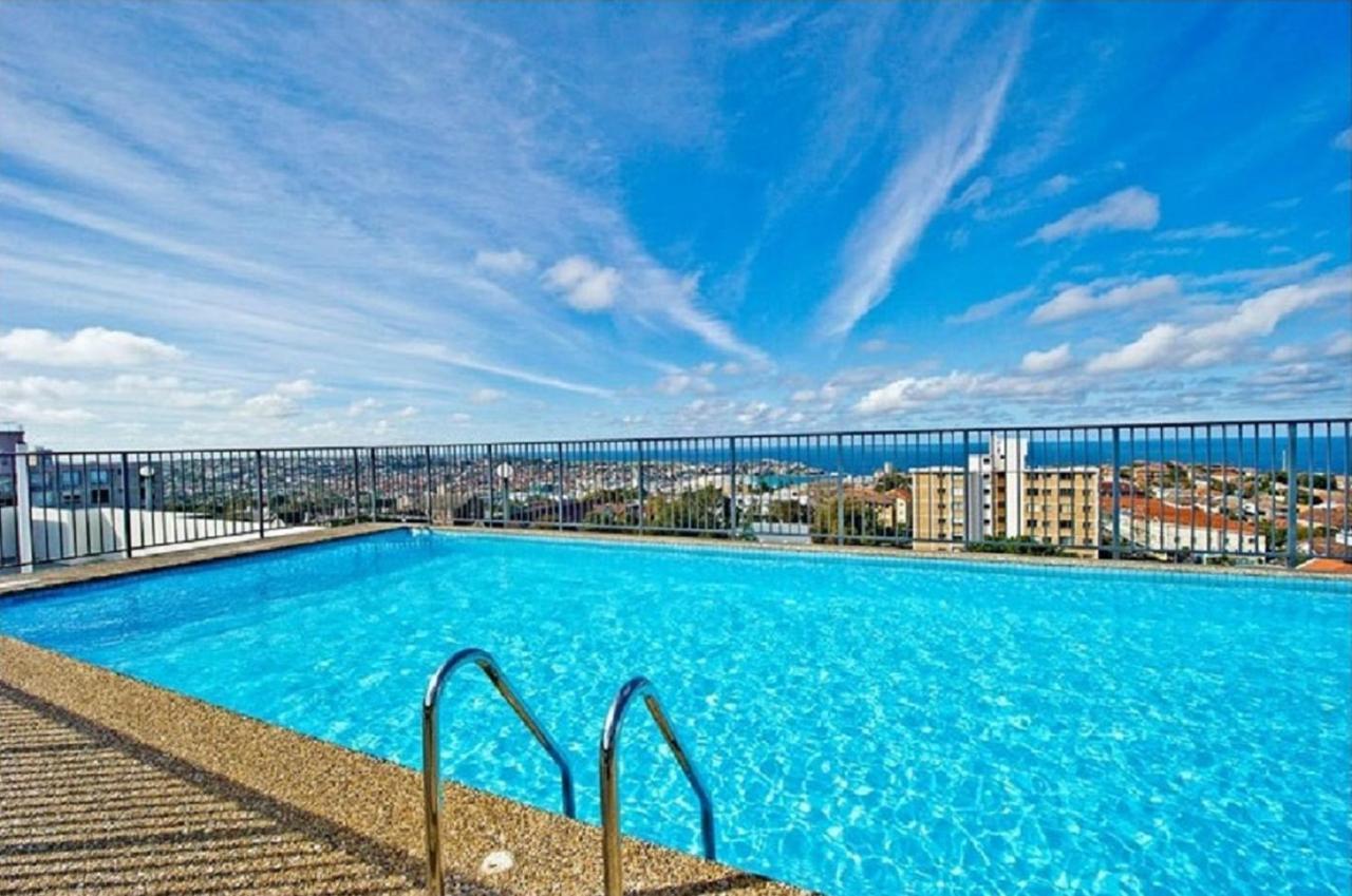 Holidayrento Bondi Beach Ocean View Rooftop Pool Sydney Bagian luar foto