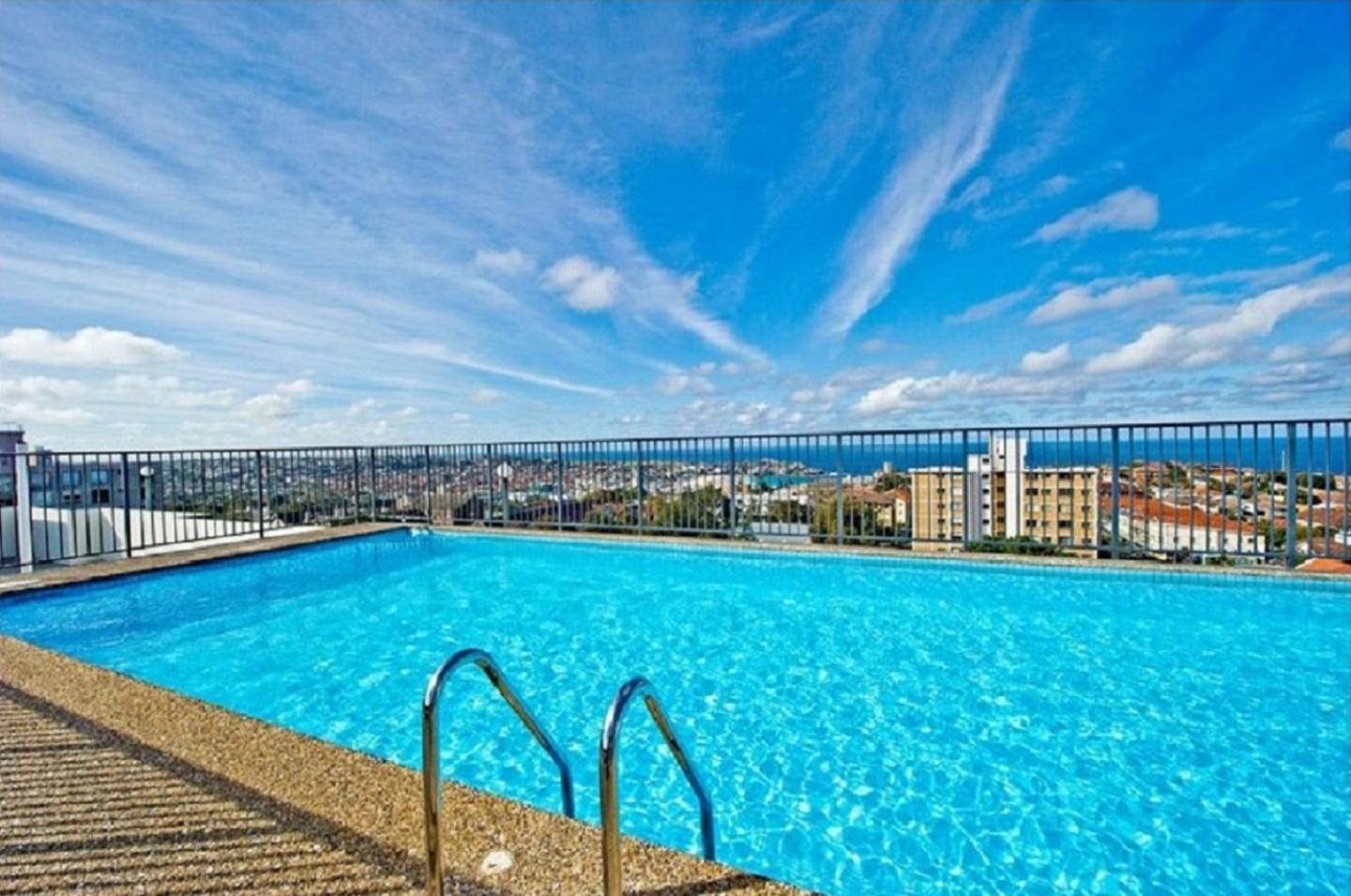 Holidayrento Bondi Beach Ocean View Rooftop Pool Sydney Bagian luar foto